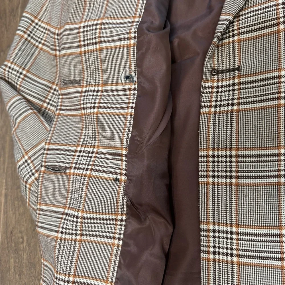 Urban Outfitters Double-Breasted Plaid Blazer - Picture 10 of 15